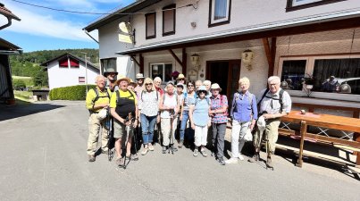 Gruppenbild vor dem
Gasthaus "Spälterwald"
